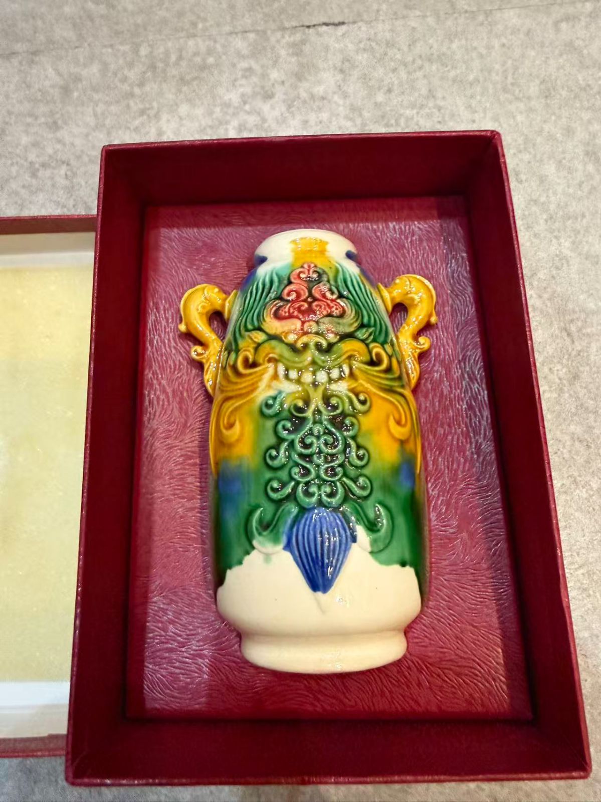 希少・台湾伝統工芸】交趾焼（コーチ焼）獅子面 飾り壺 香粉瓶 共箱付