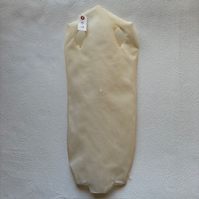 刀剣用 鮫皮 エイ革 10-7 - メルカリ