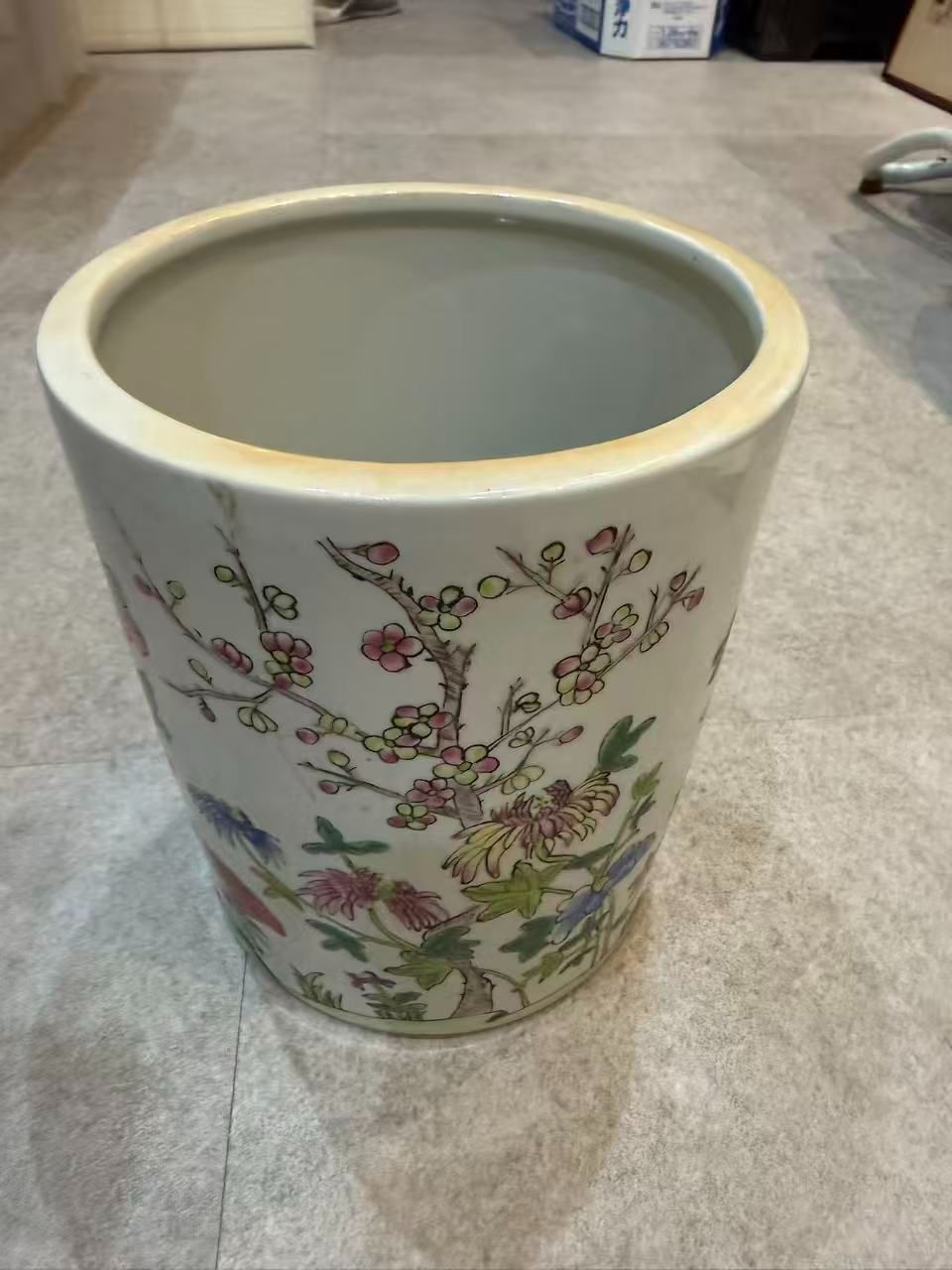 中国古玩 同治年製 粉彩 四季花卉紋 筆筒 植木鉢 飾壺 骨董品 古美術