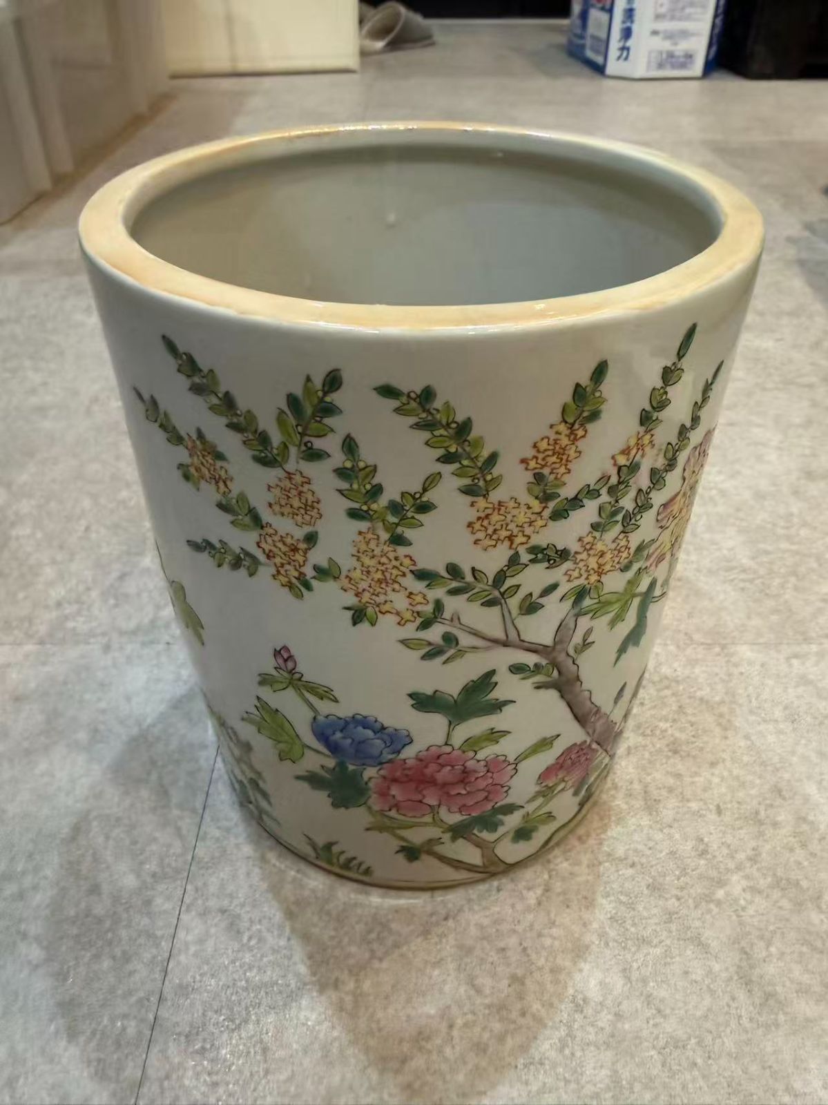 中国古玩 同治年製 粉彩 四季花卉紋 筆筒 植木鉢 飾壺 骨董品 古美術