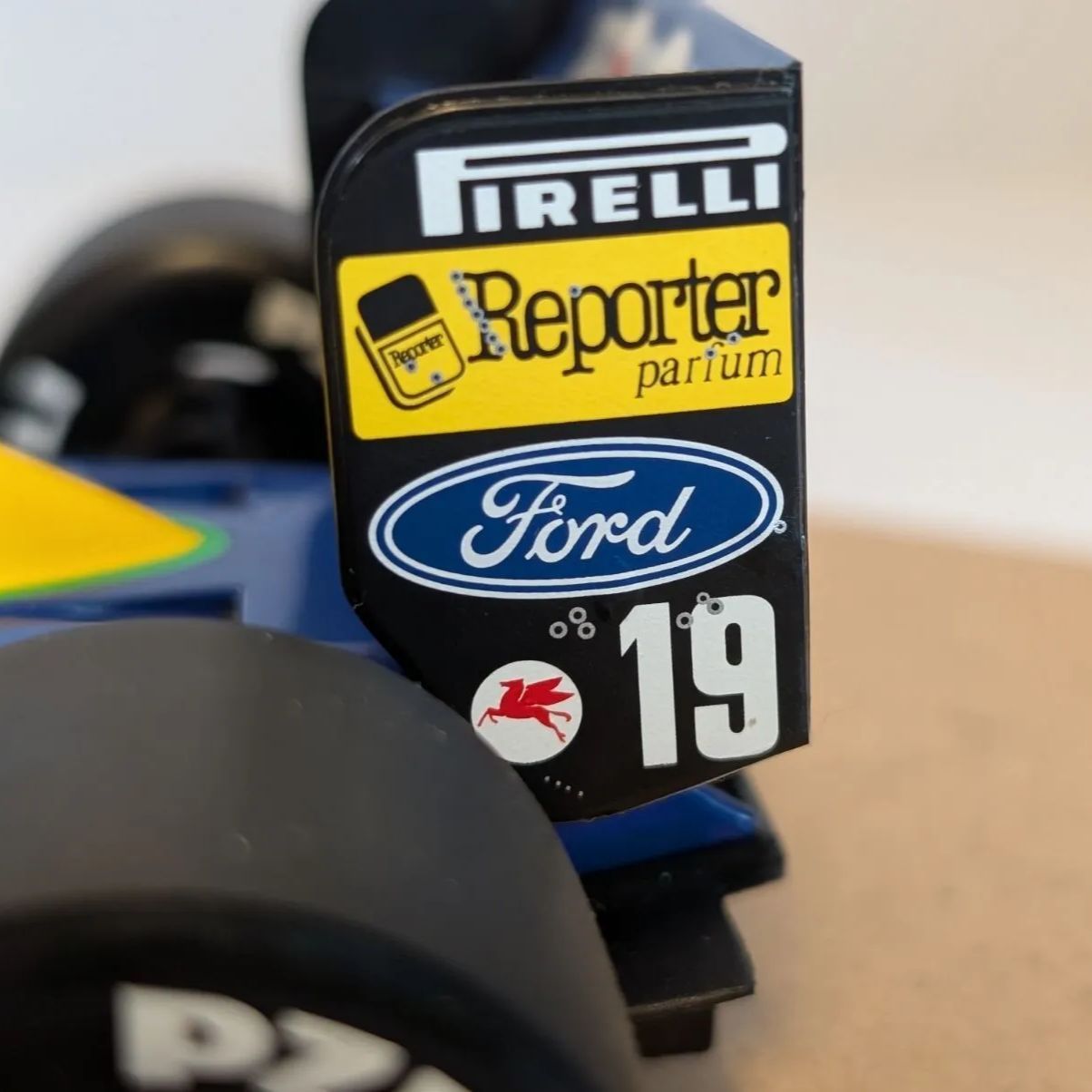 最終値下げ 1/18 ミニチャンプス ベネトンB191 ミハエル・シューマッハ