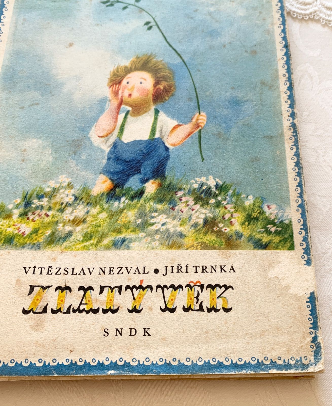 1957年初版 イジー・トゥルンカ挿絵のビンテージ絵本 黄金の時代 Jiří