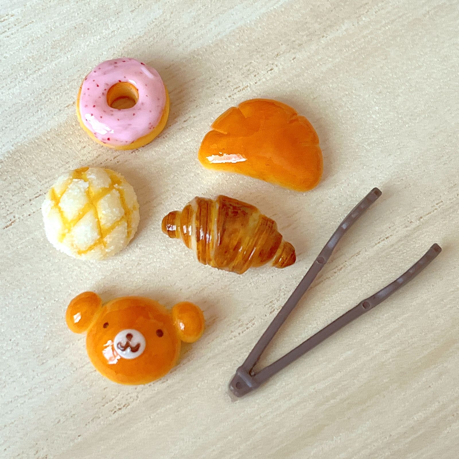 ミニチュアパンセット くまパン メロンパン クロワッサン いちご