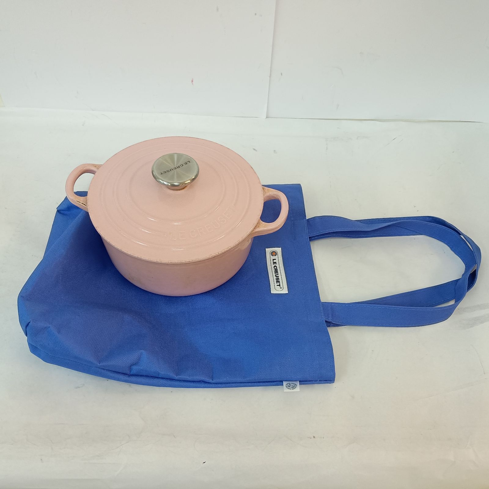 LE CREUSET シグニチャーココットロンド 両手鍋 18cm シェルピンク