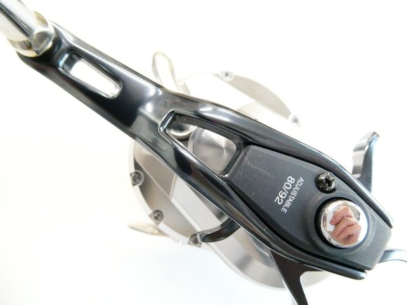 シマノ 21オシアジガー 2000NR MG (03-9303150003) - メルカリ