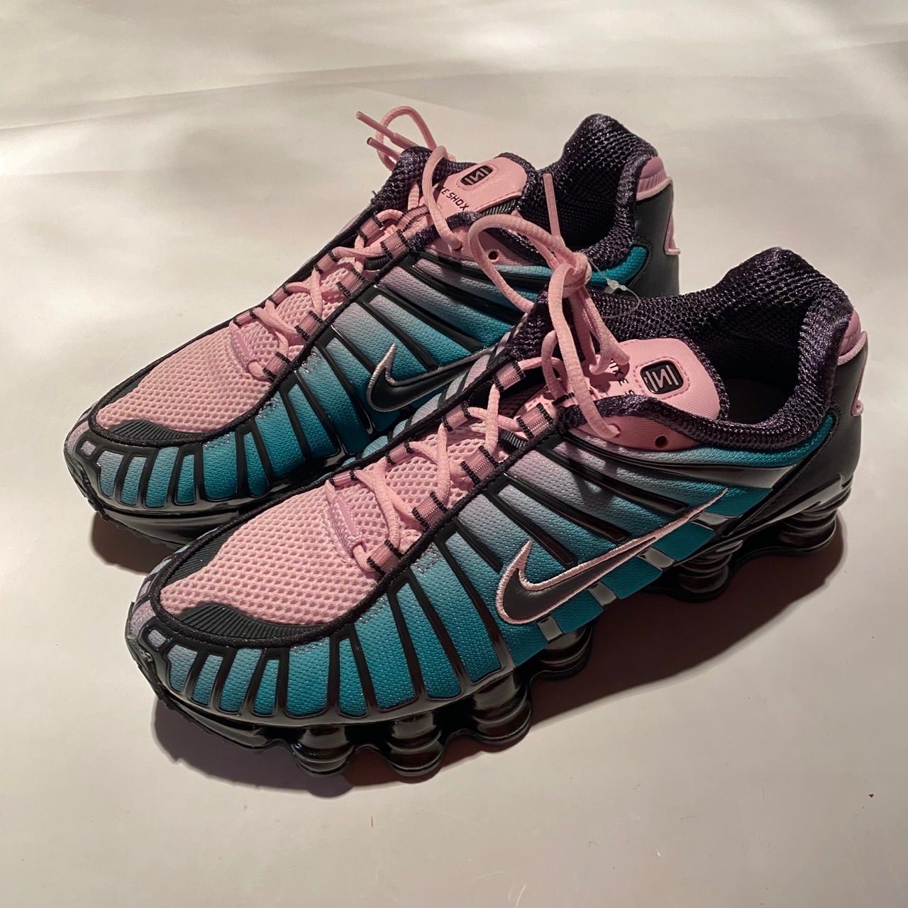 NIKE SHOX TL FADE ナイキ ショックス TL ARCTIC PINK/NEPTUNE GREEN