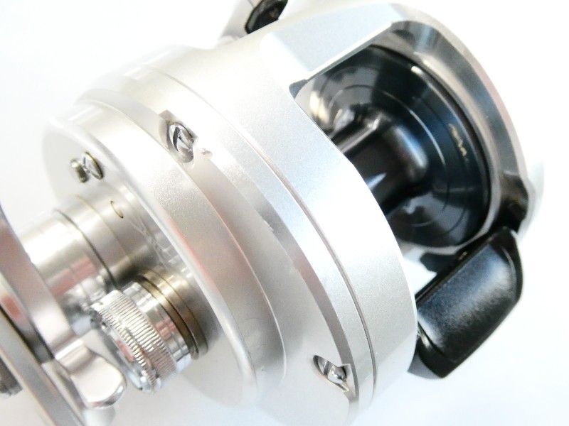 シマノ 13オシアカルカッタ 301HG (03-9303150002) - メルカリ