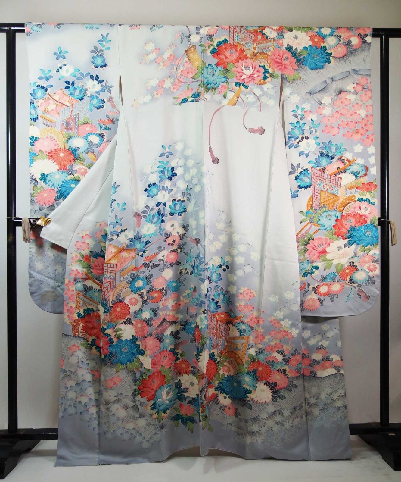 作家物 振袖 正絹 友禅 御所解文様 花車に四季花 水色系 古典柄 豪華