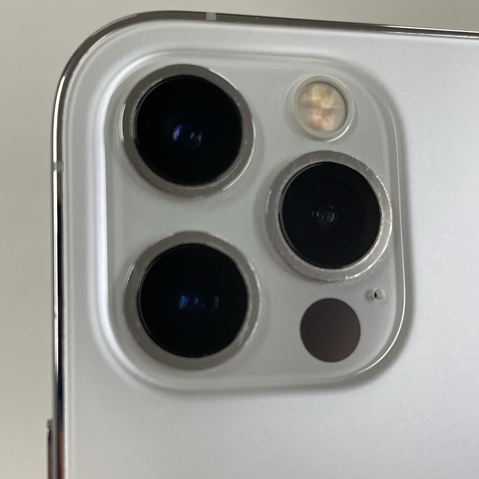 docomo iPhone 12 Pro 128GB シルバー - メルカリ