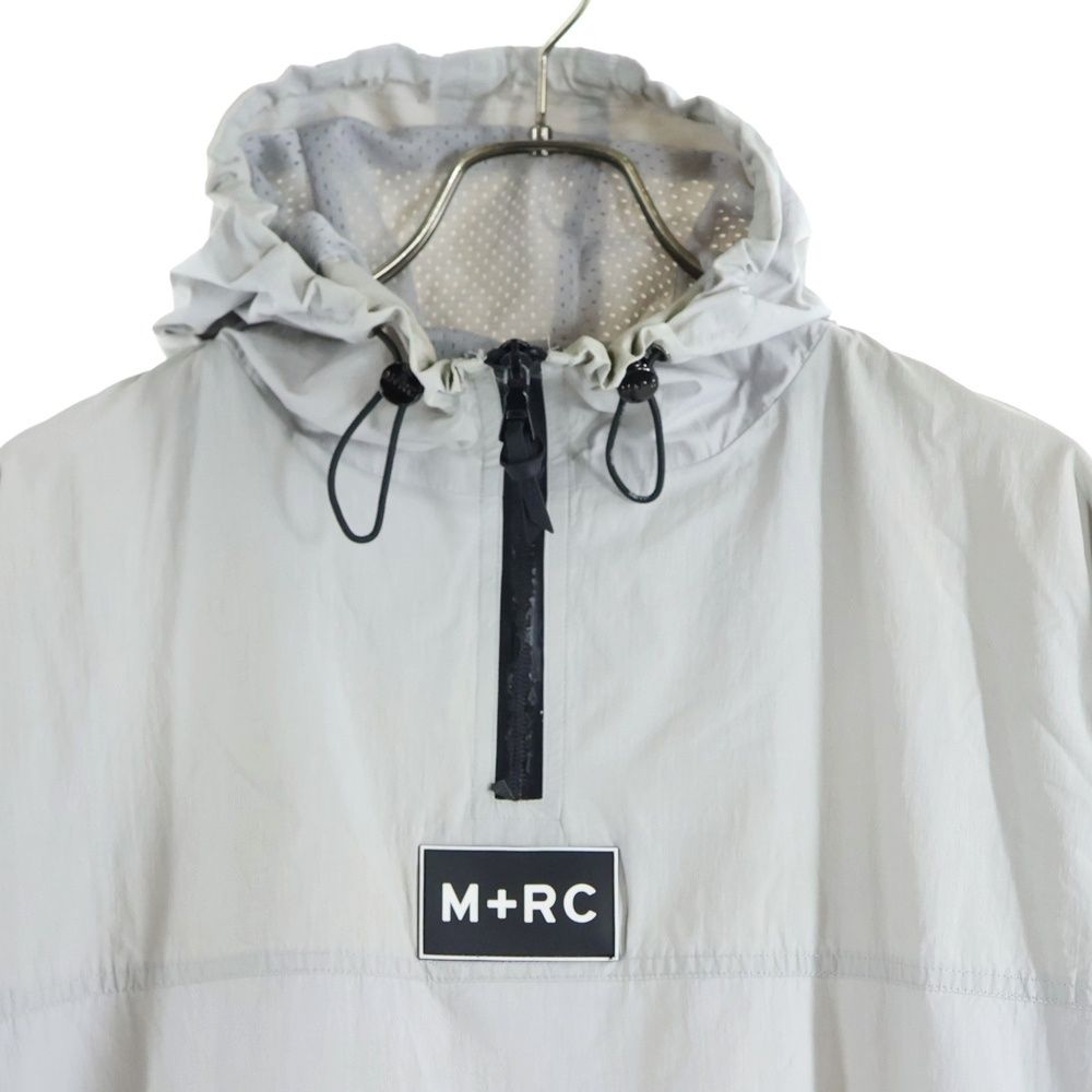 M+RC NOIR (マルシェノア) フロントロゴ ナイロン アノラック 