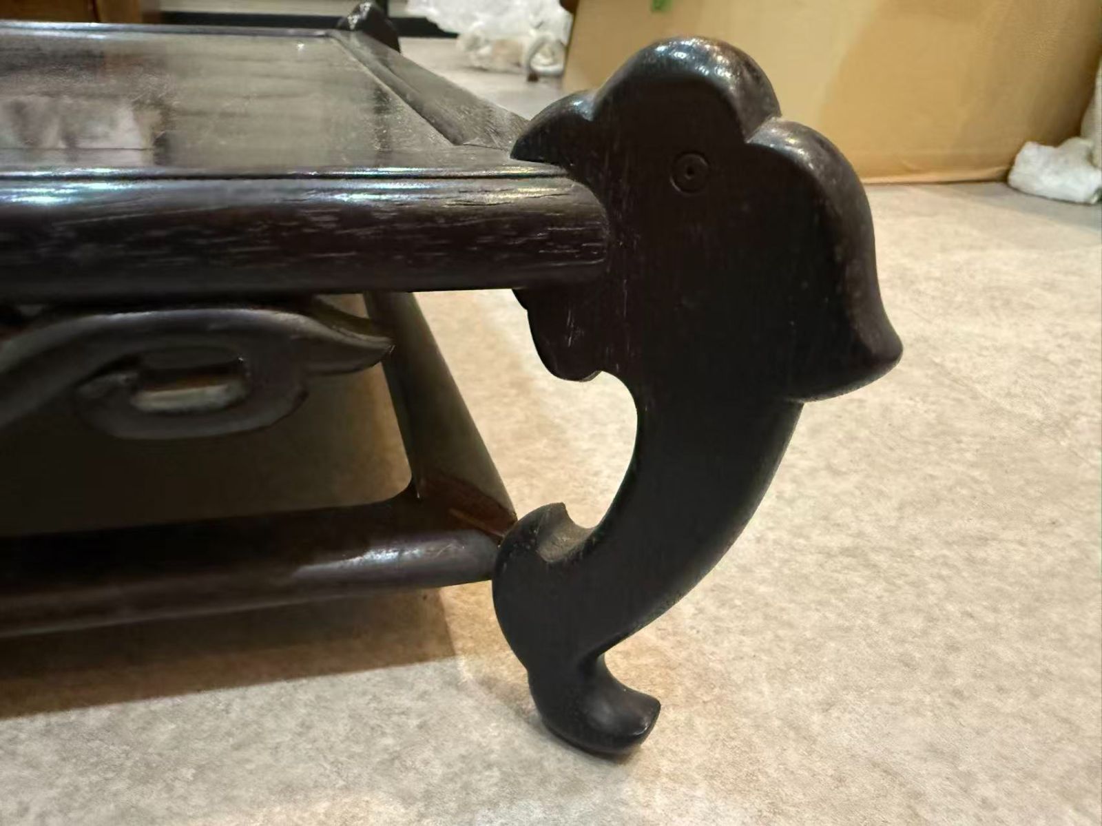 中国古玩 唐木紫檀調 香几 花台 盆栽台 透彫 卷草紋 飾り台