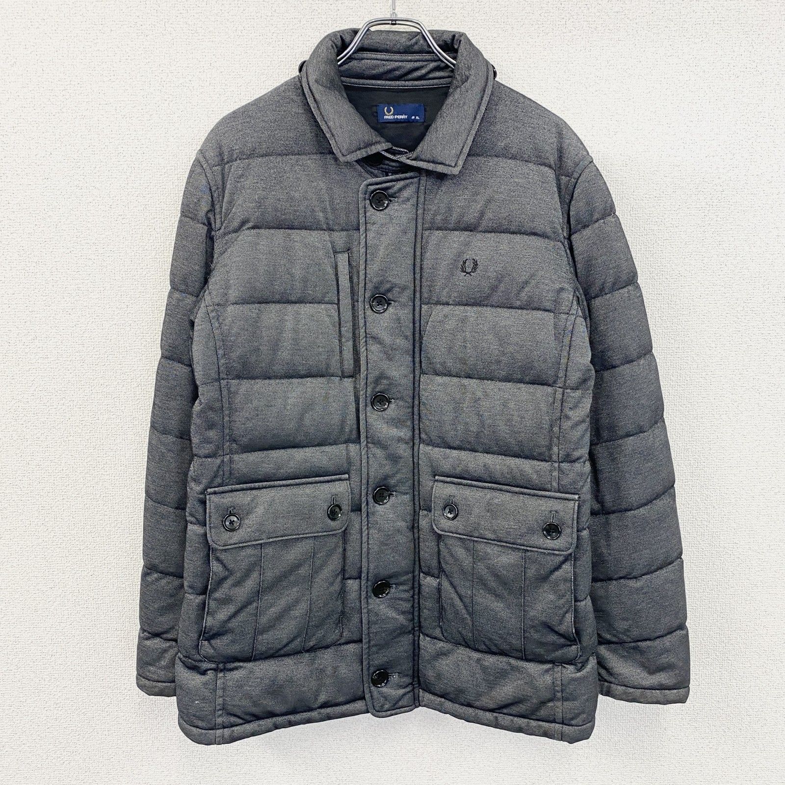 古着 used FRED PERRY フレッドペリー ダウンジャケット ダークグレー