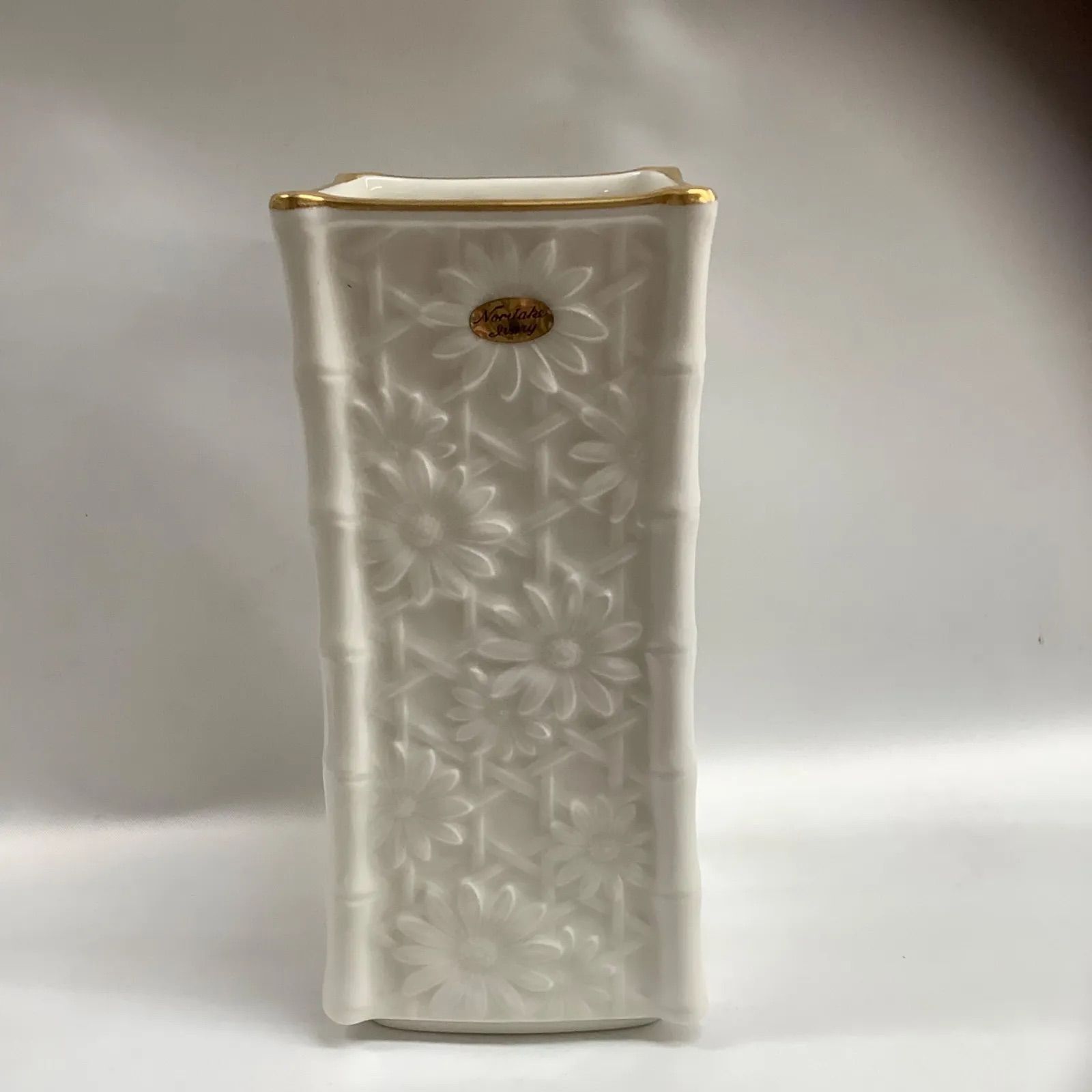 昭和レトロなNoritake フラワーベース - メルカリ