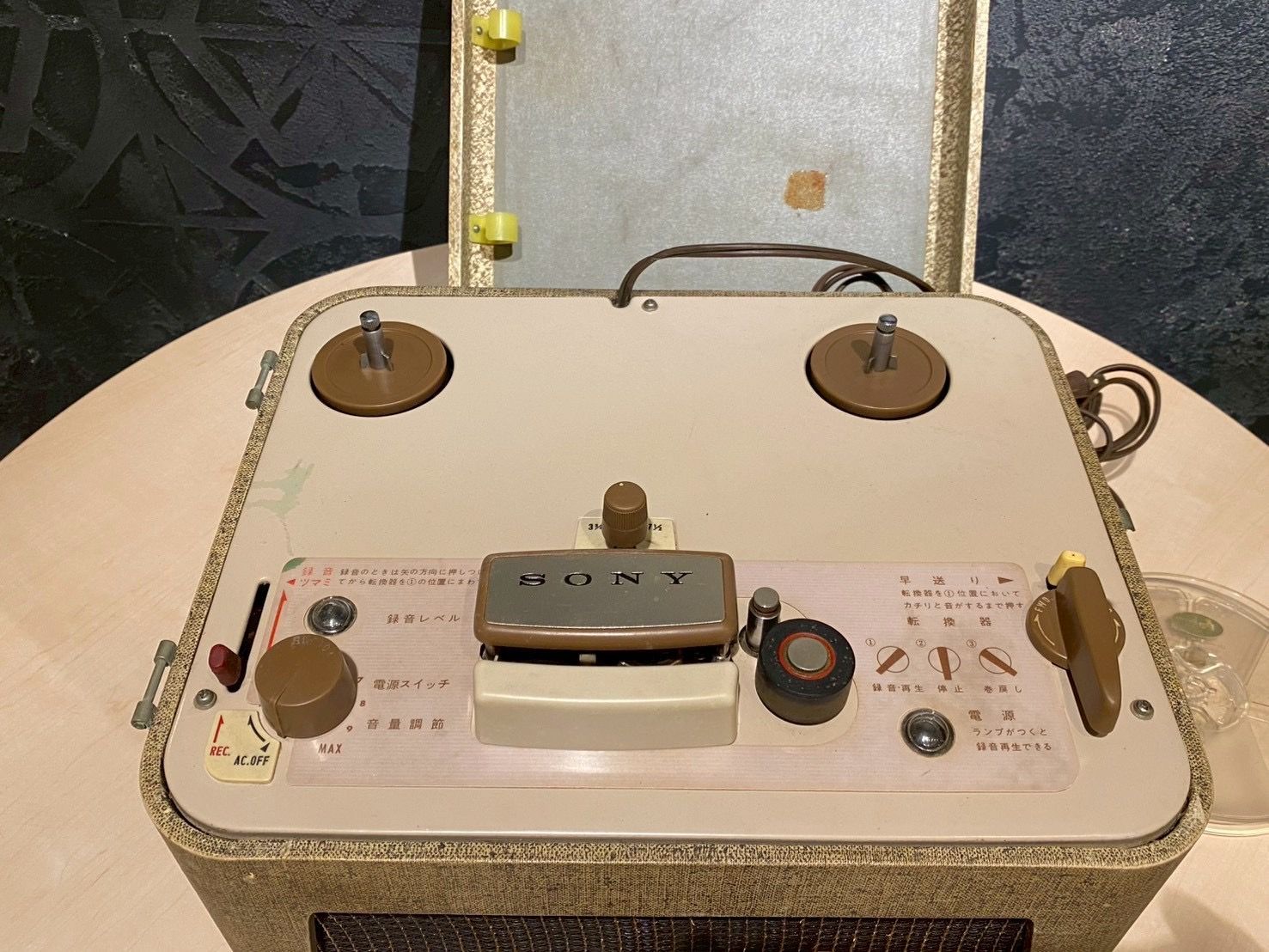 ジャンク】SONY テープレコーダー 昭和レトロ オーディオ ビンテージ