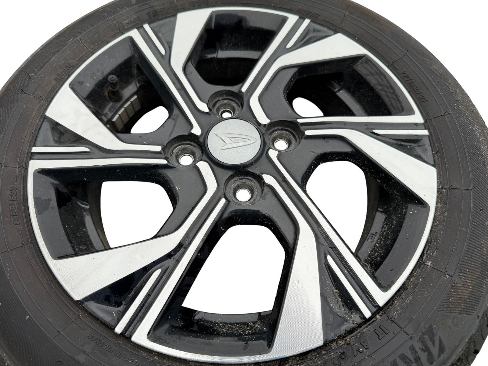 タントLA650S 純正タイヤ&ホイール ダイハツ 純正 タント 《 LA650S 》 タイヤホイール付 42611-BW120