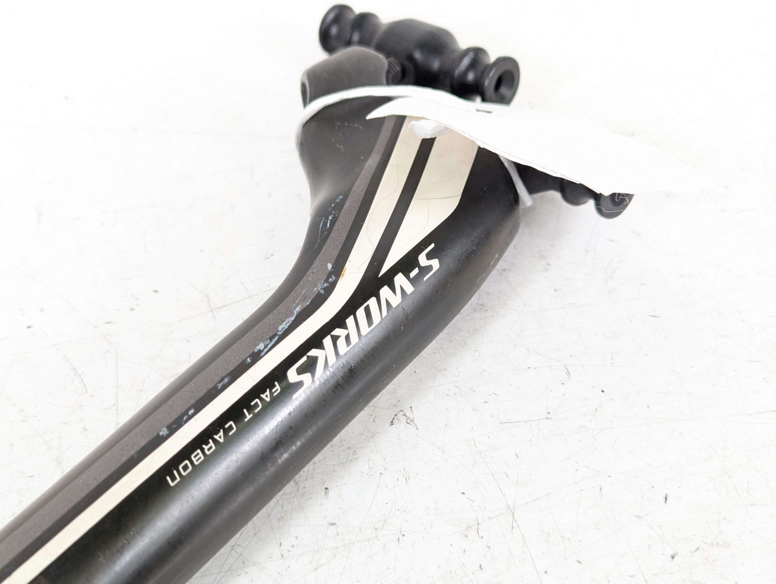 並品】S works カーボン シートポスト 27.2㎜ SP260301M - メルカリ