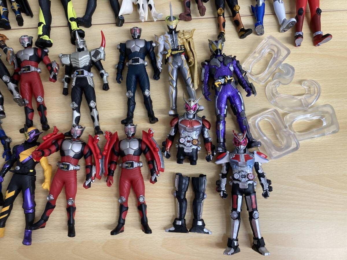 095(23-17)【1円スタート】 仮面ライダー 変身玩具 フォギュア ソフビ