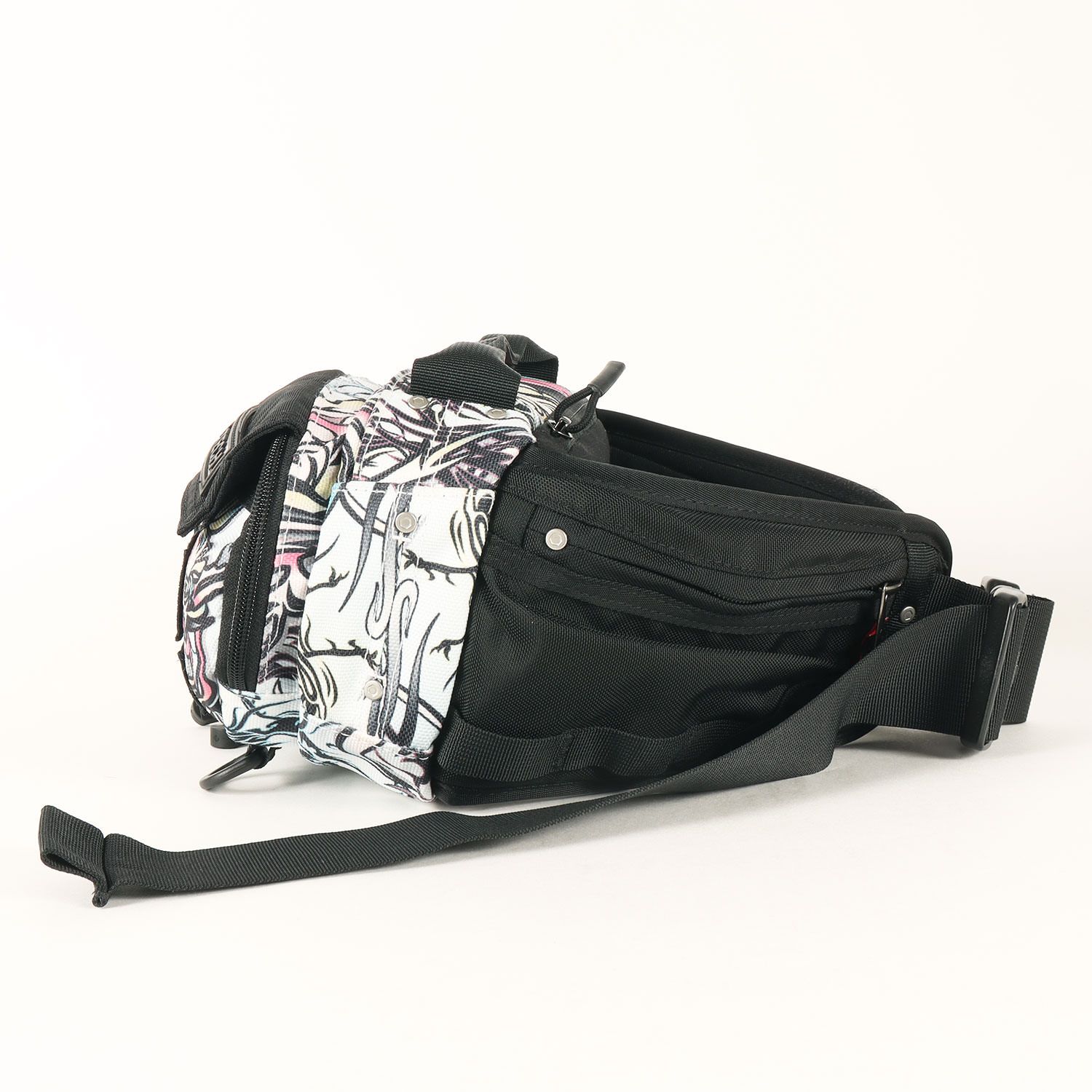 【美品】Supreme シュプリーム バッグ | 22AW THE NORTH FACE スティープテック ドラゴン柄 ウエストバッグ (Steep Tech Waist Bag) | マルチカラードラゴン | ブランド コラボ カバン【メンズ】【中古】 美品】Supreme シュプリーム バッグ | 22AW THE NORTH FACE スティープ
