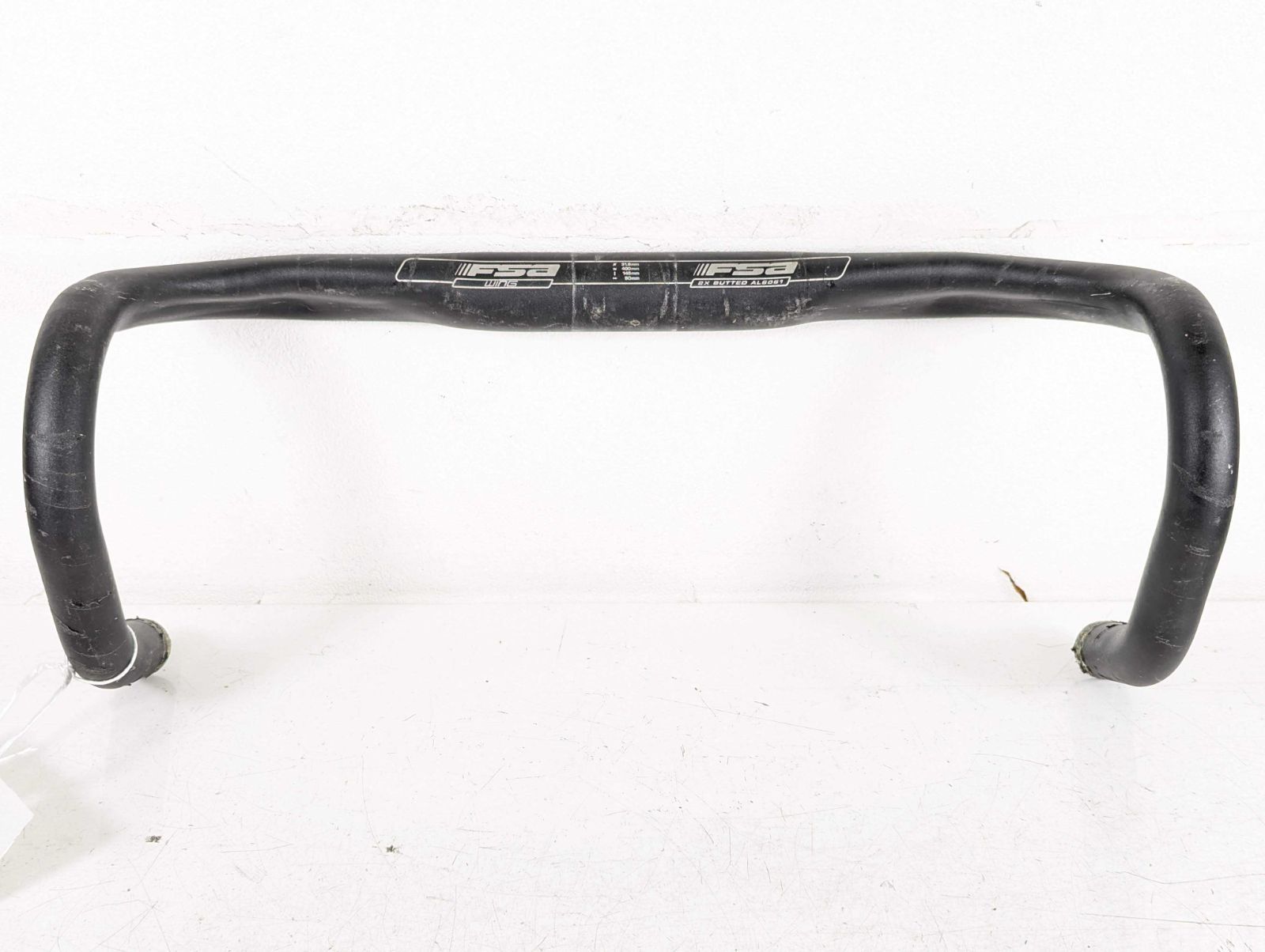 FSA OMEGA ドロップハンドル 400mm 補助ブレーキ付 格安，爆買い】 【並品】FSA Wing アルミ 400mm 31.8mm ドロップ