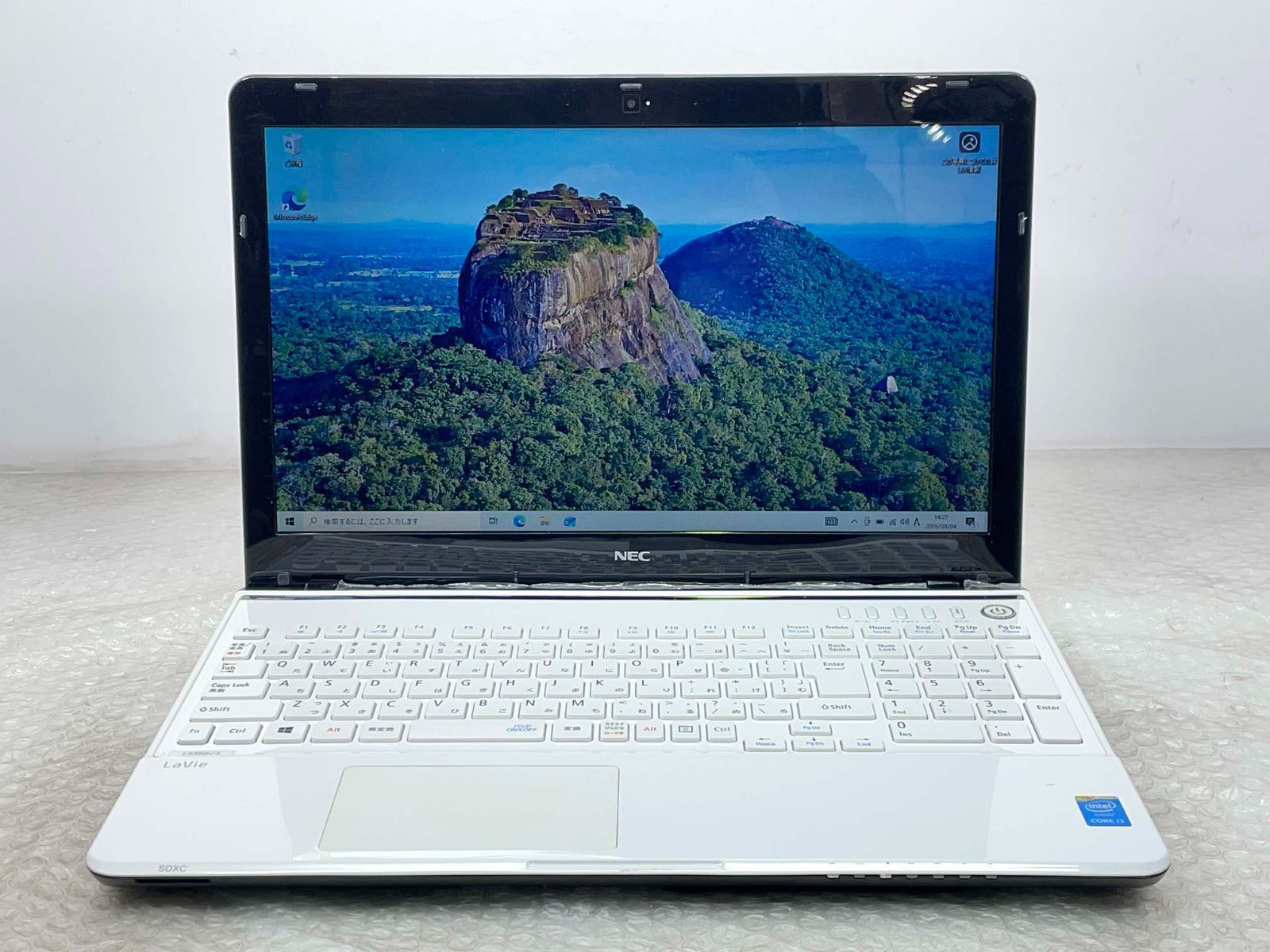 NEC LAVIE LS350/S i3-4000M/8GB/1TB HDD/ブルーレイ/Windows10/15.6型