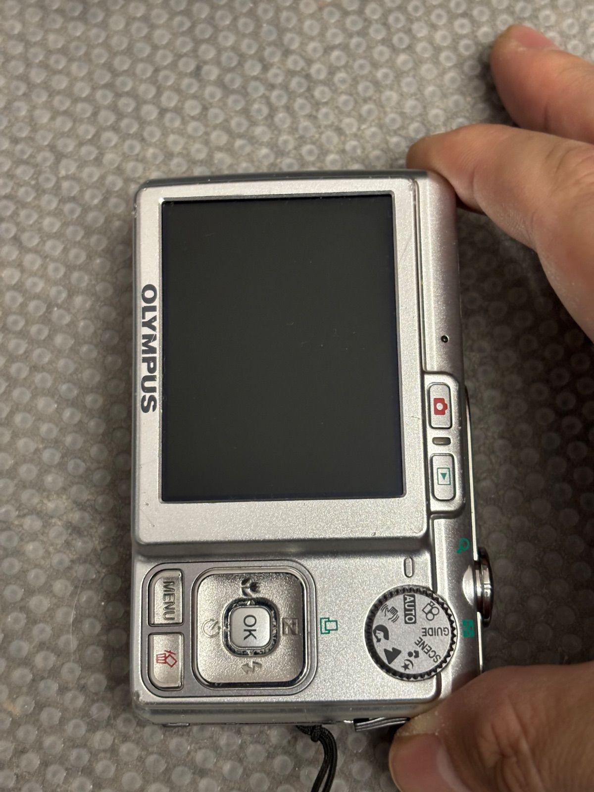 OLYMPUS FE-240 26022232 - メルカリ