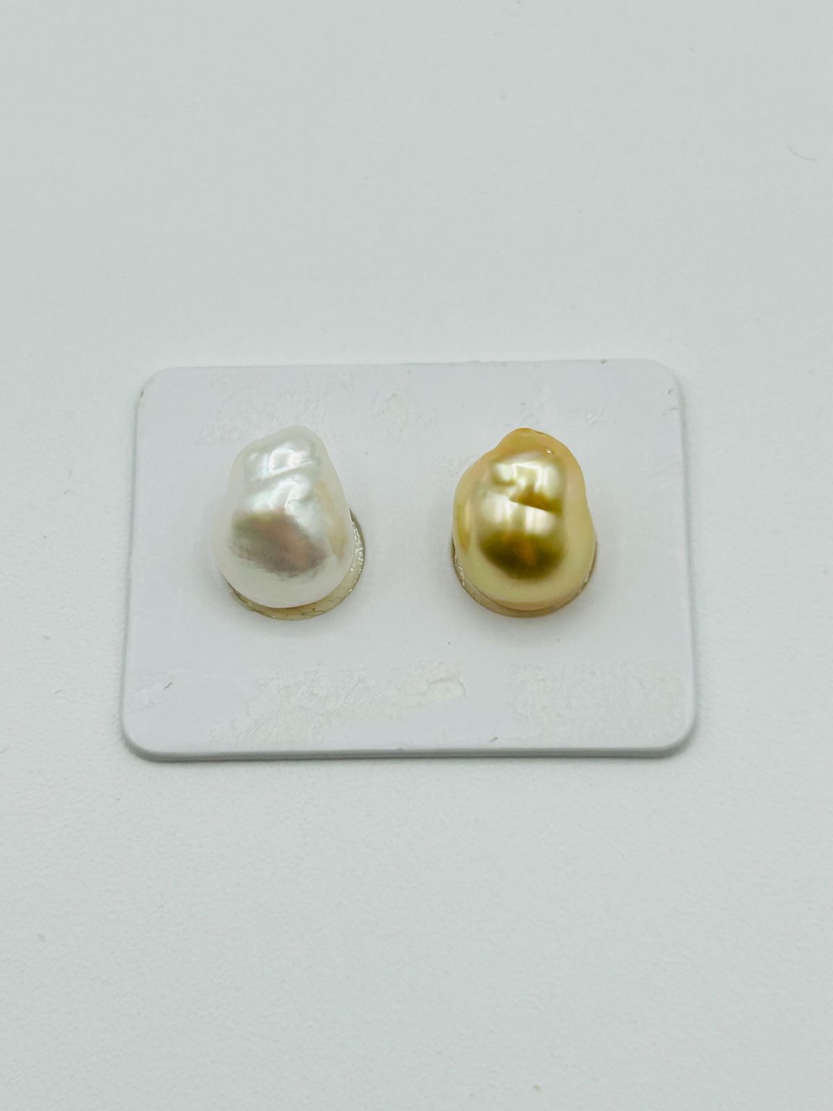 アシンメトリーに！】真珠 南洋 白蝶 南洋ゴールド パール ペアルース