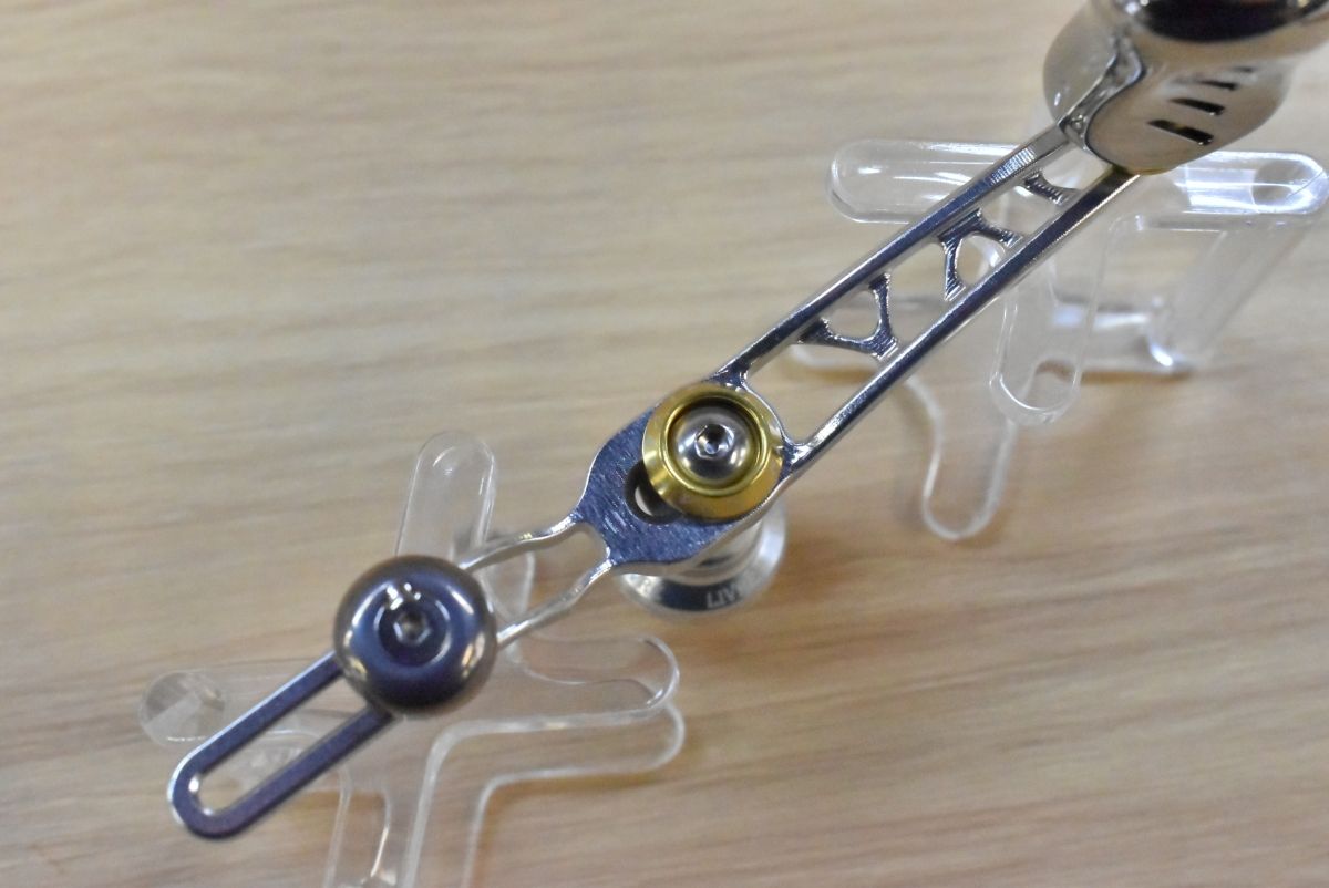 リブレ ユニオン 45-51 ダイワ用 ハンドルノブ 付き LIVRE UNION