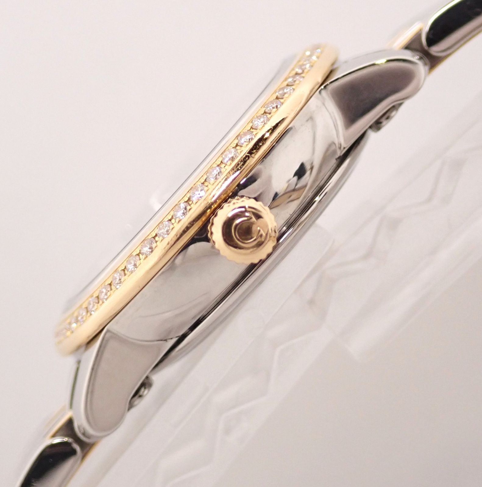 定価116万円↑超美品オメガ デビル プレステージ 424.25.24.60.55.001 ベゼル ダイヤ シェル文字盤 8Pダイヤモンド K18YGコンビ 定価116万円↑超美品オメガ デビル プレステージ 424.25.24.60.55.001