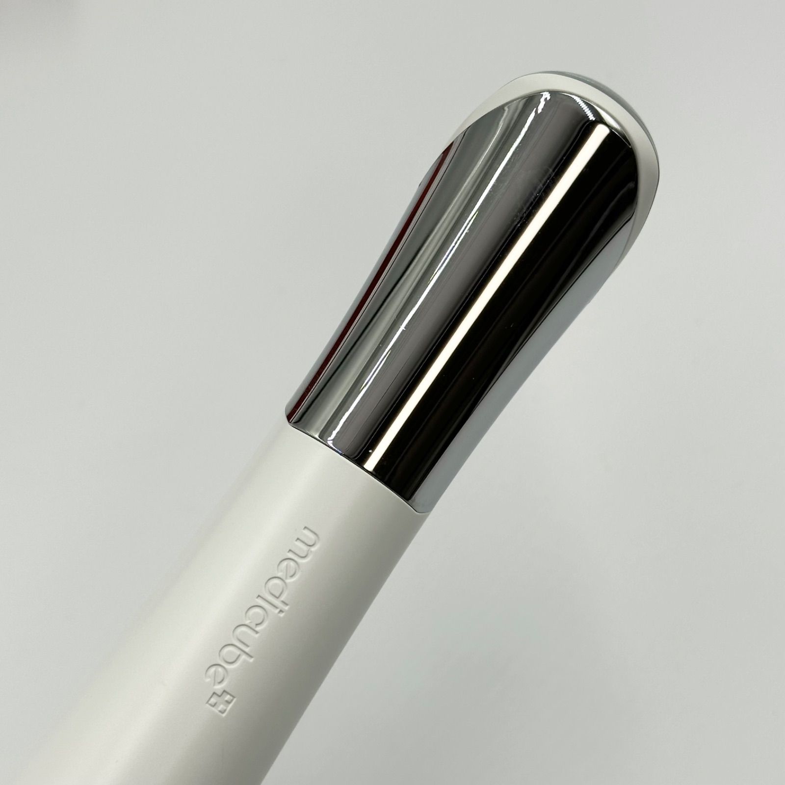 24時間以内発送・未使用に近い✨️】Medicube AGE-Rダーマエアショット