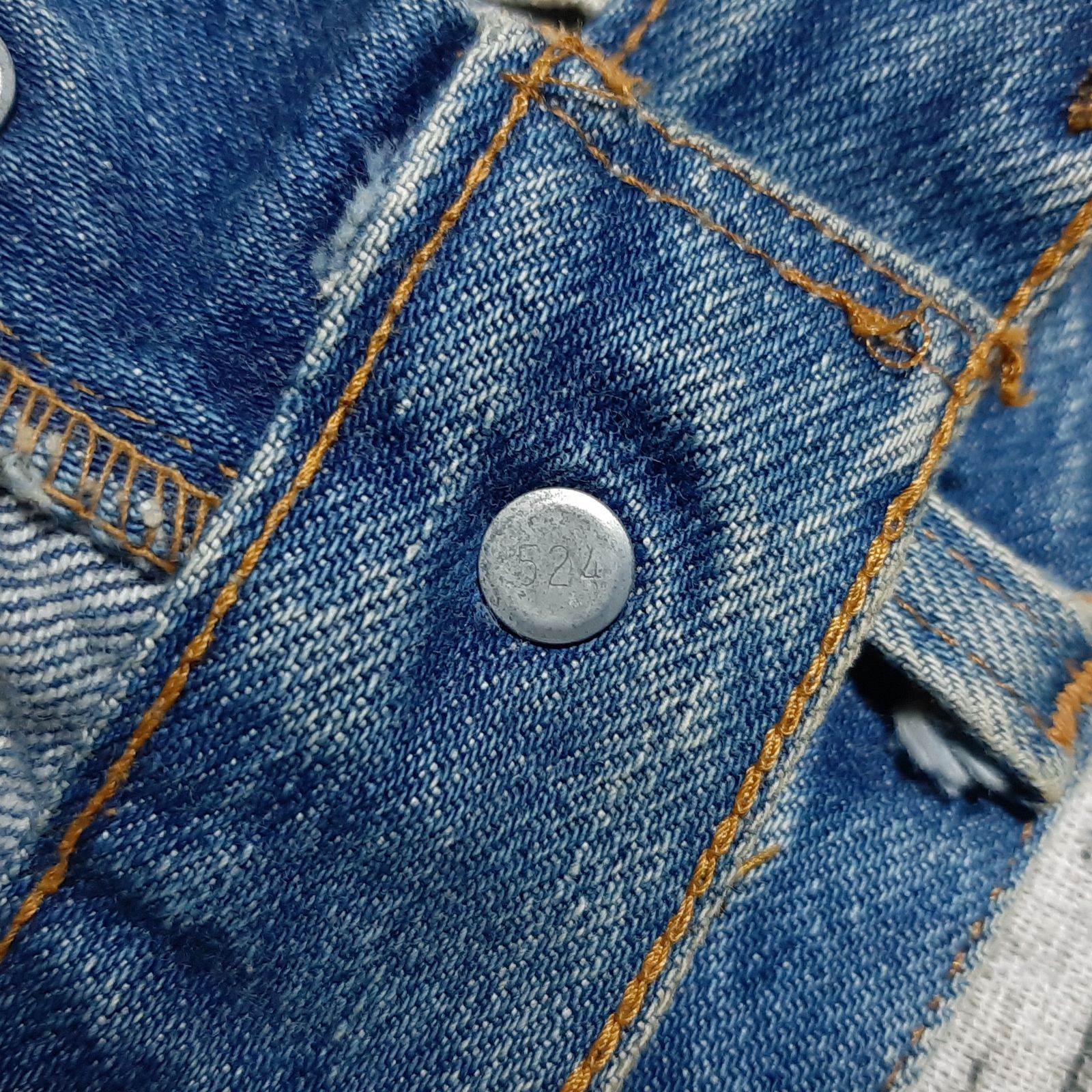 W34】81年製 赤耳 オリジナル Levi's 501 セルビッチ 黒カン 内股