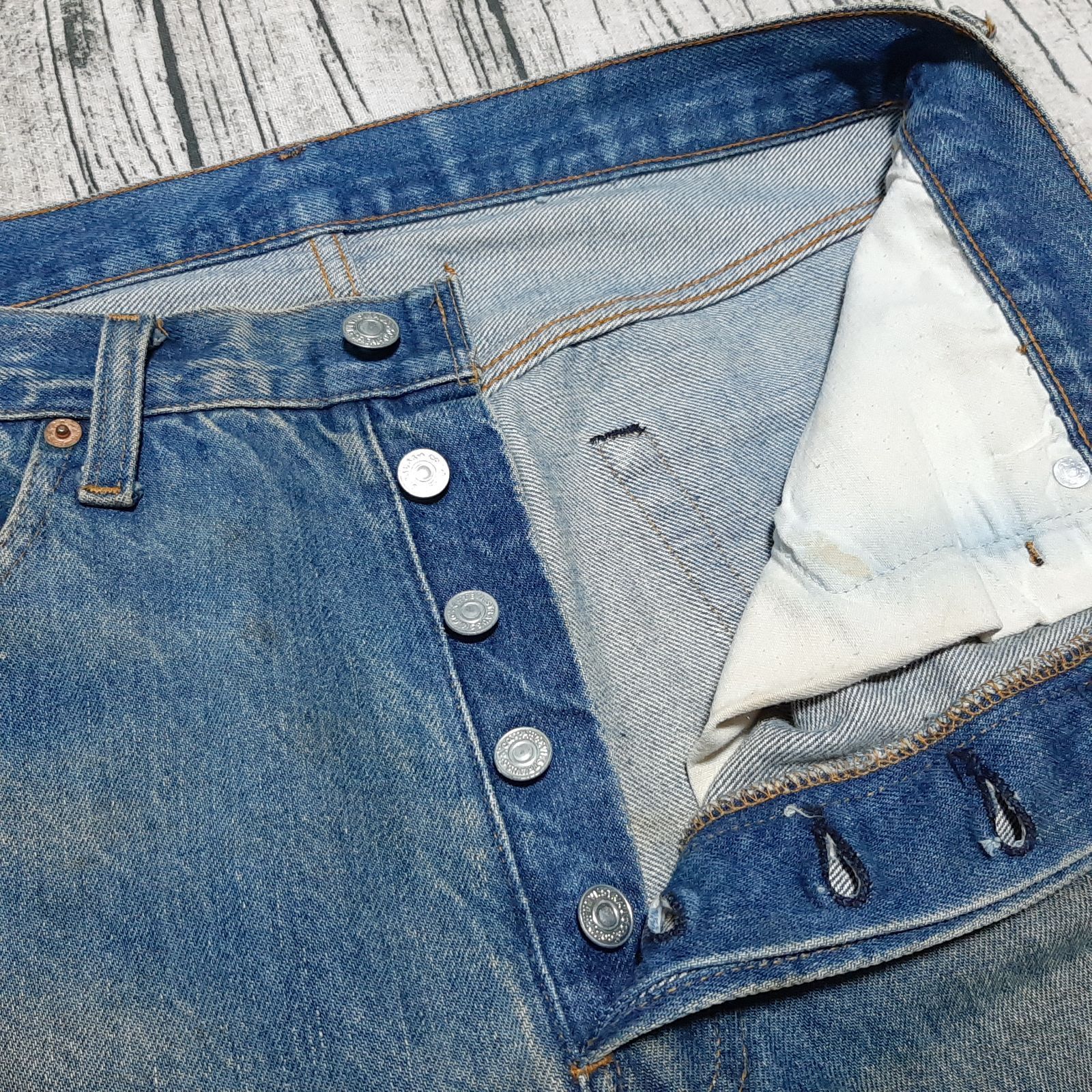W34】81年製 赤耳 オリジナル Levi's 501 セルビッチ 黒カン 内股