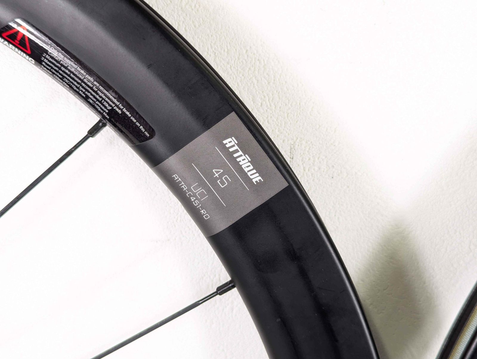 並品】ATAQUE 45 クリンチャー 700c Shimano 11s センターロック