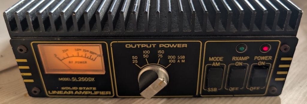 現状品 リニアアンプ SL250DX LINEAR AMPLIFIER アマチュア 無線機