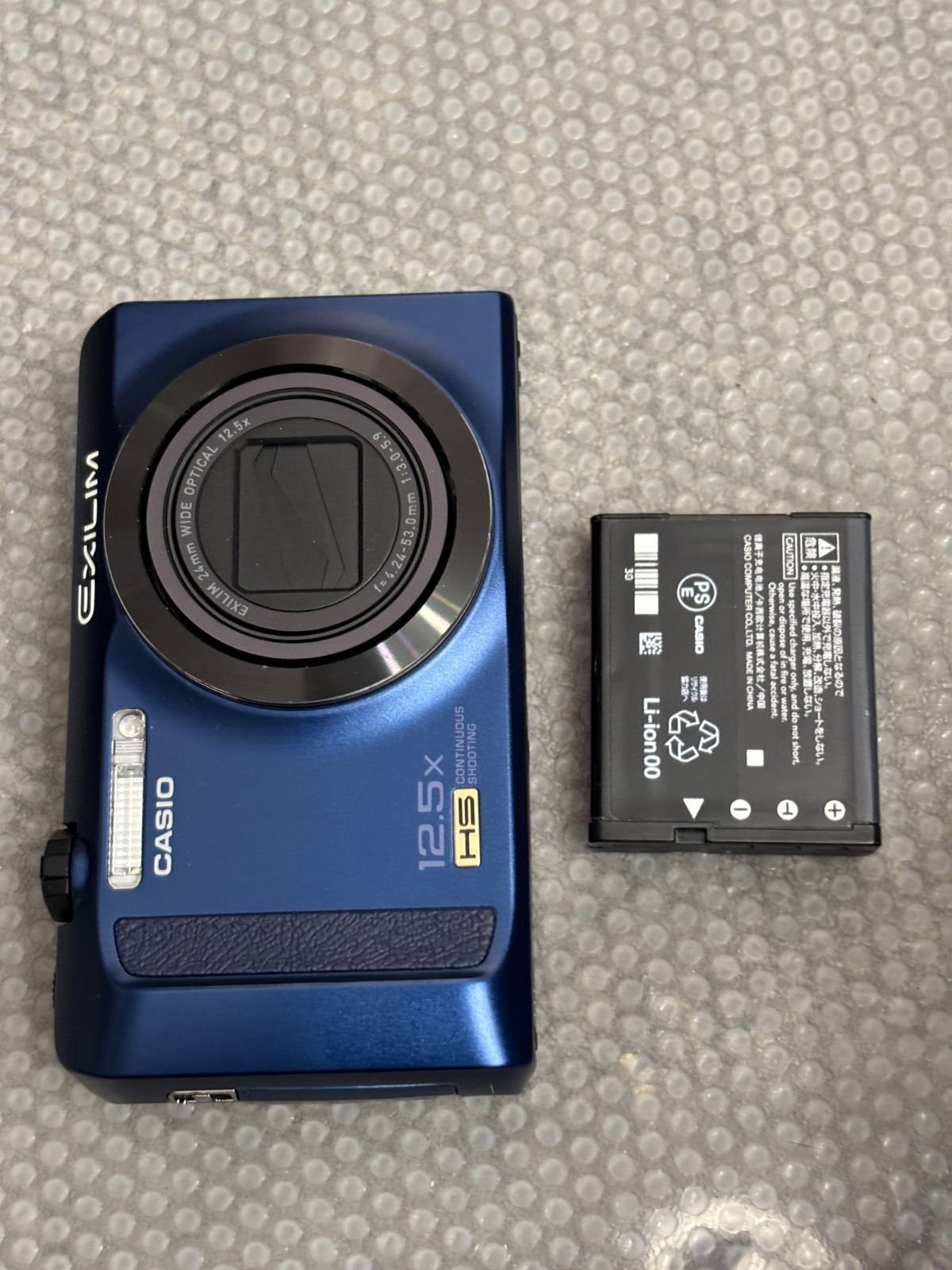 CASIO EXILIM EX-ZR200 26022247 - メルカリ