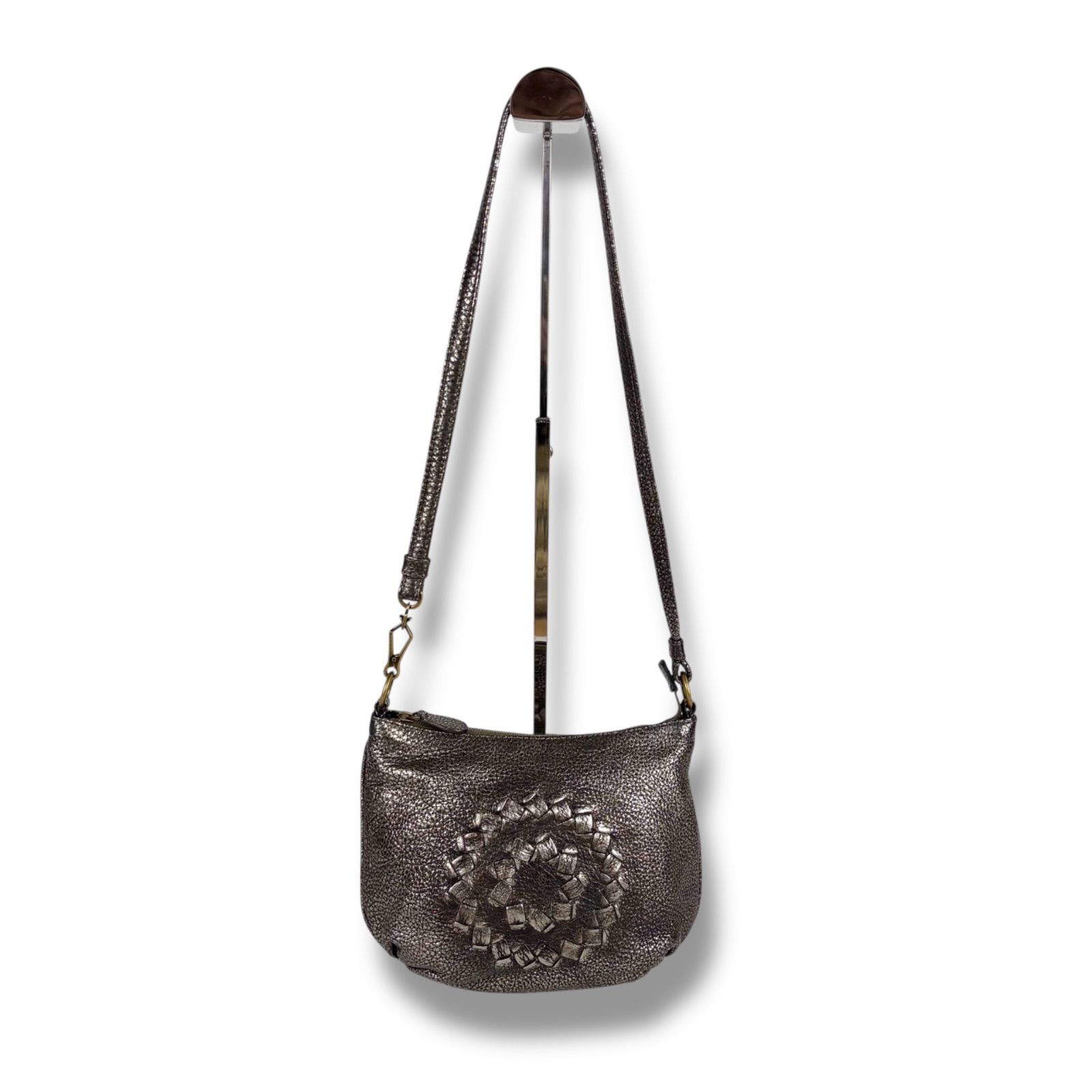 ボッテガヴェネタ BOTTEGA VENETA イントレチャートレザー 