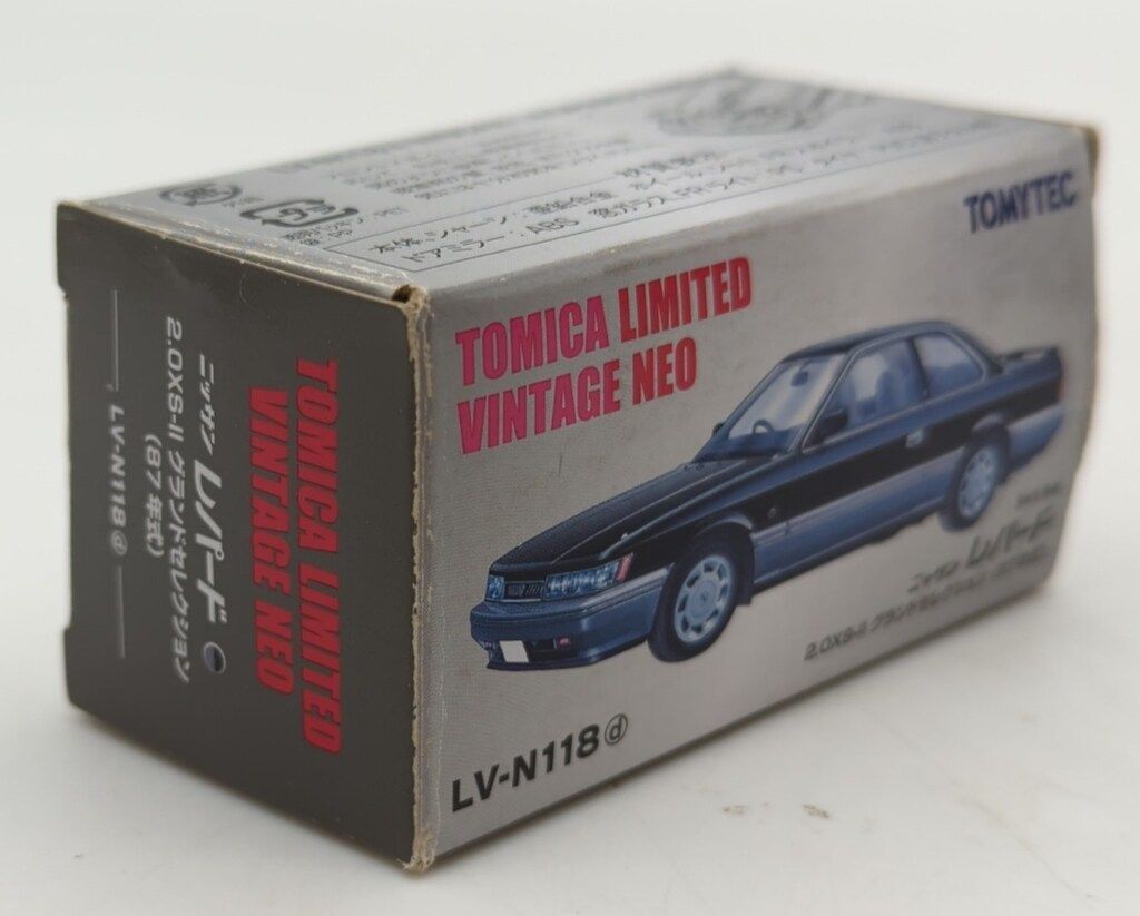 トミーテック TOMICA LIMITED VINTAGE NEO ニッサン レパード2.0XS-Ⅱ