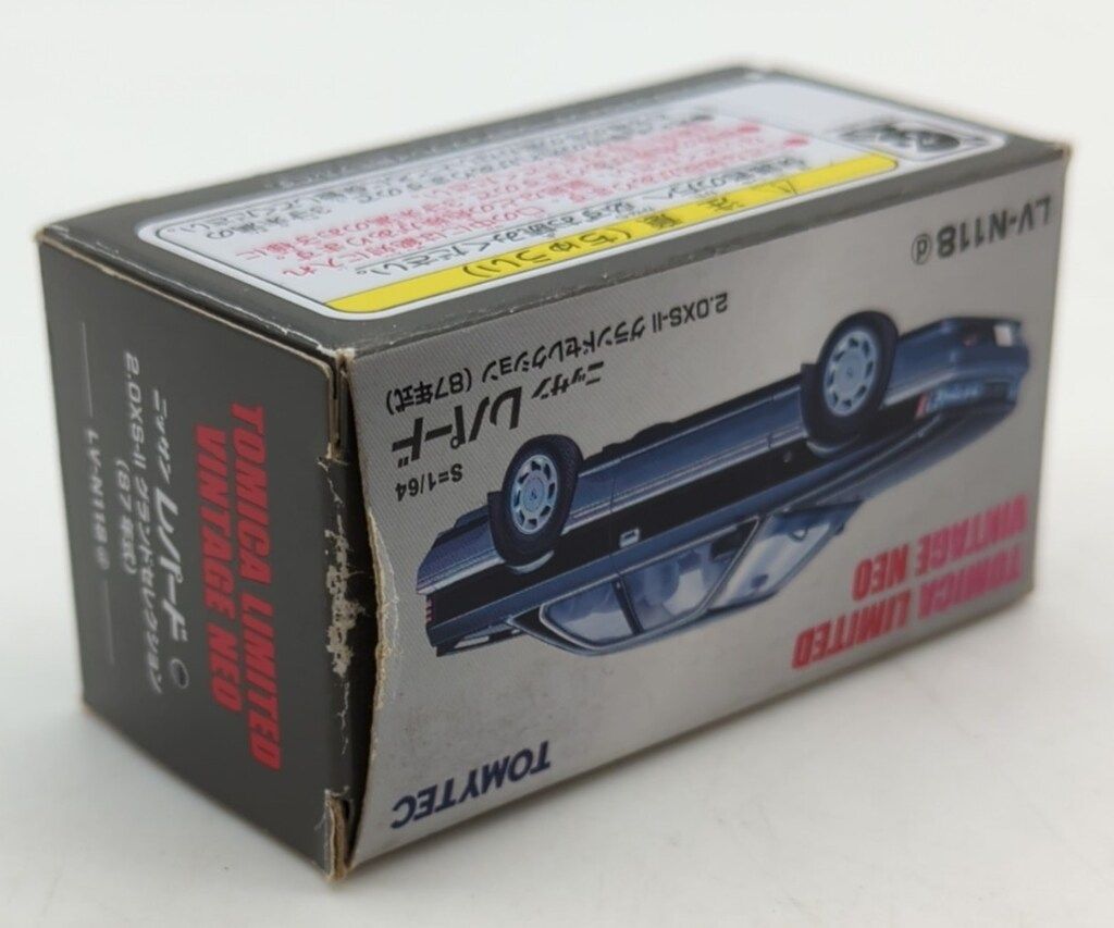 トミーテック TOMICA LIMITED VINTAGE NEO ニッサン レパード2.0XS-Ⅱ