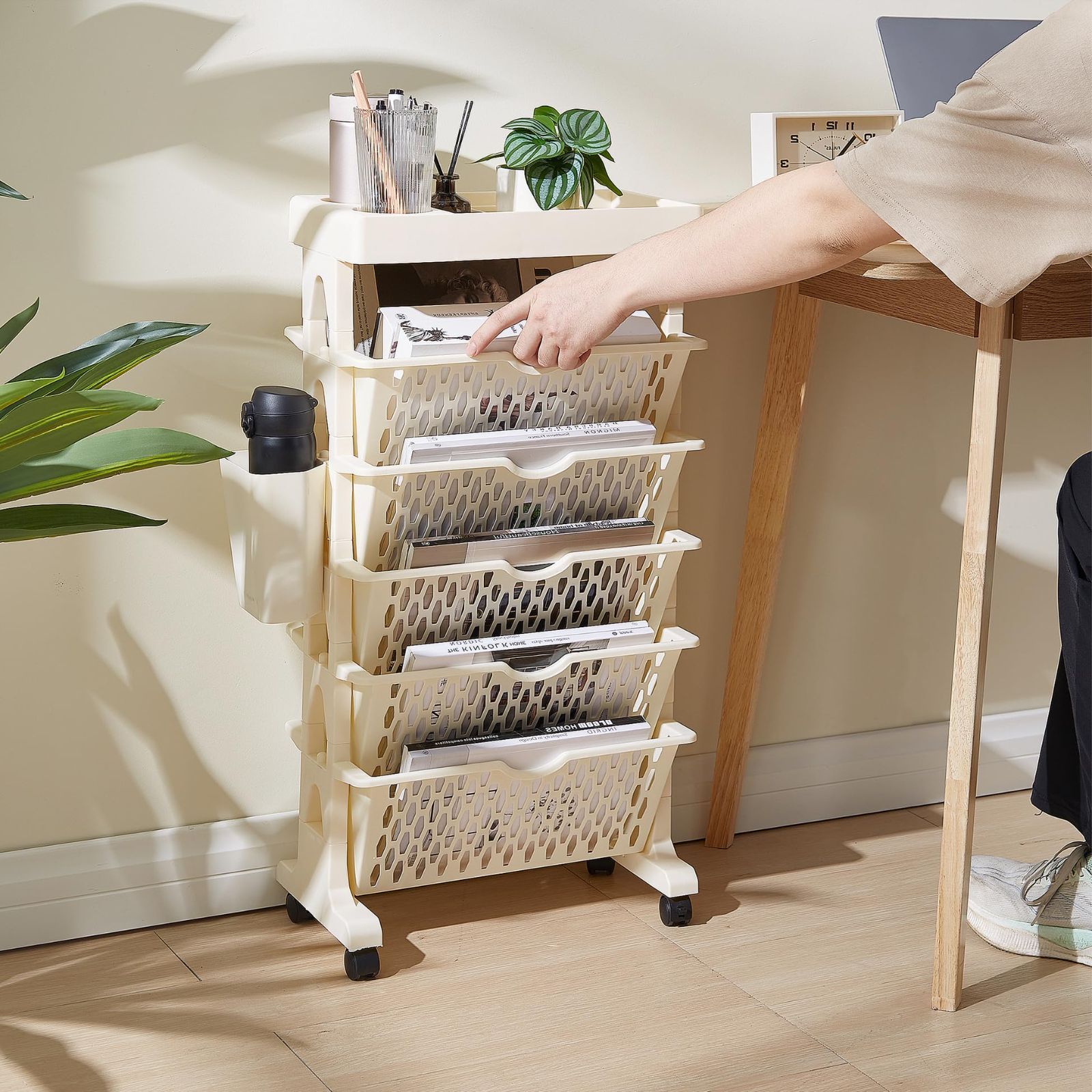 安定性 インテリア 本立て 省スペース キャスター付き 北欧 多機能