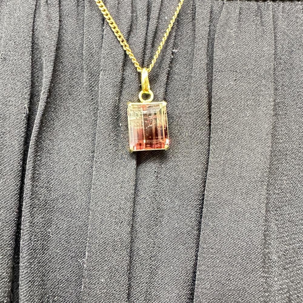 バイカラートルマリン ペンダントトップ K18ゴールド 18金 1.1g