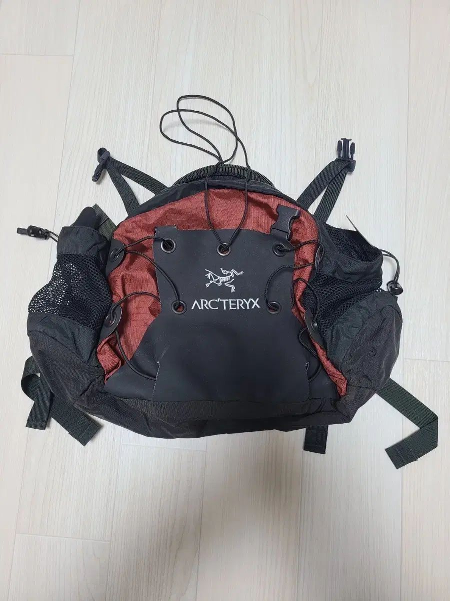 ARC'TERYX アークテリクス Q10 ランバーバッグ - メルカリ