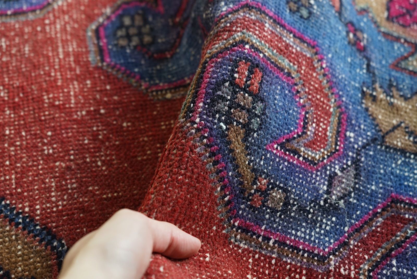 ヴィンテージラグ トルコ ウシャク ブライトレッド 110 × 52 cm No