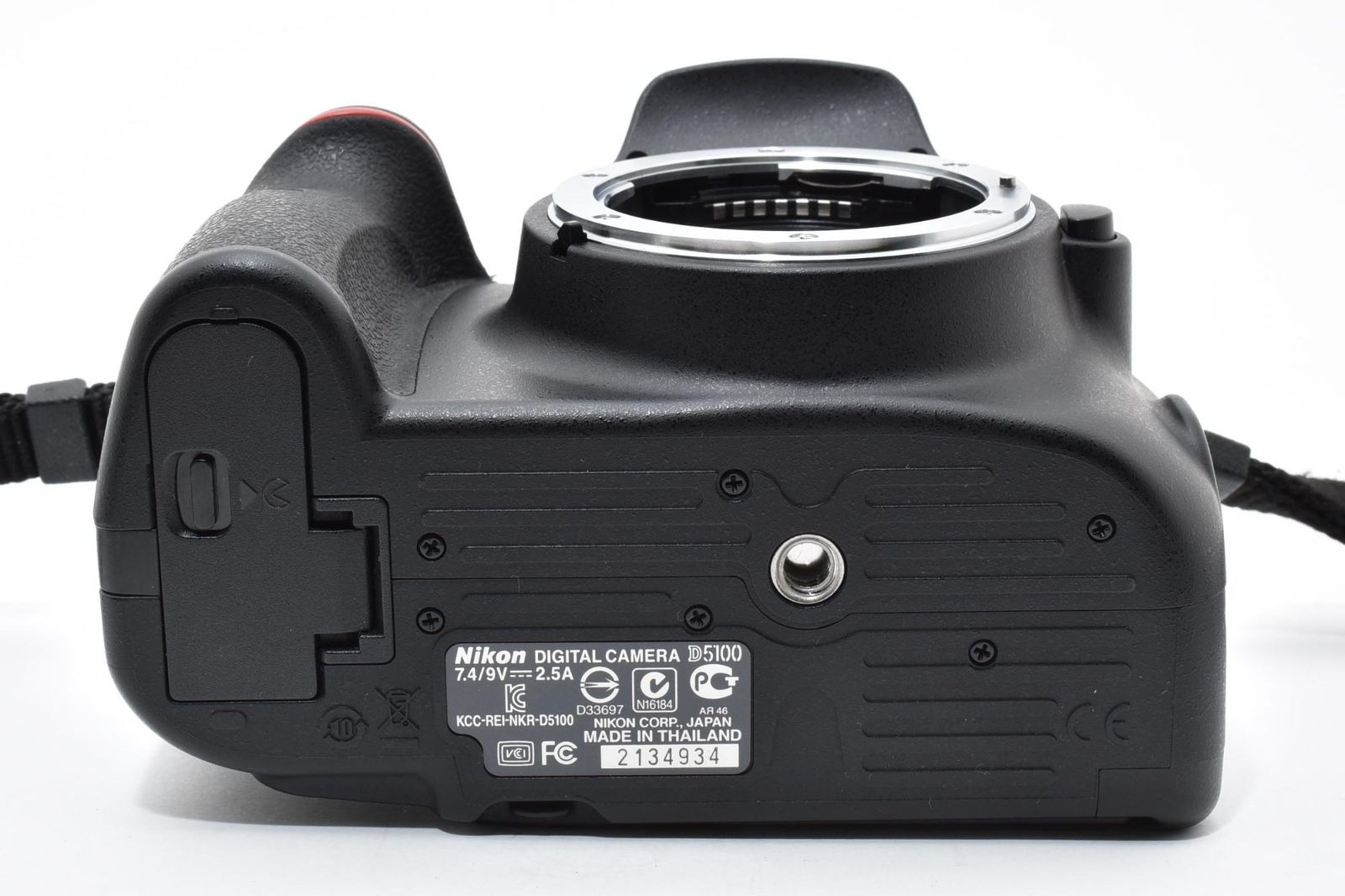 ☆実用品☆ニコン NIKON D5100 ボディ ☆シャッター、フラッシュOK 