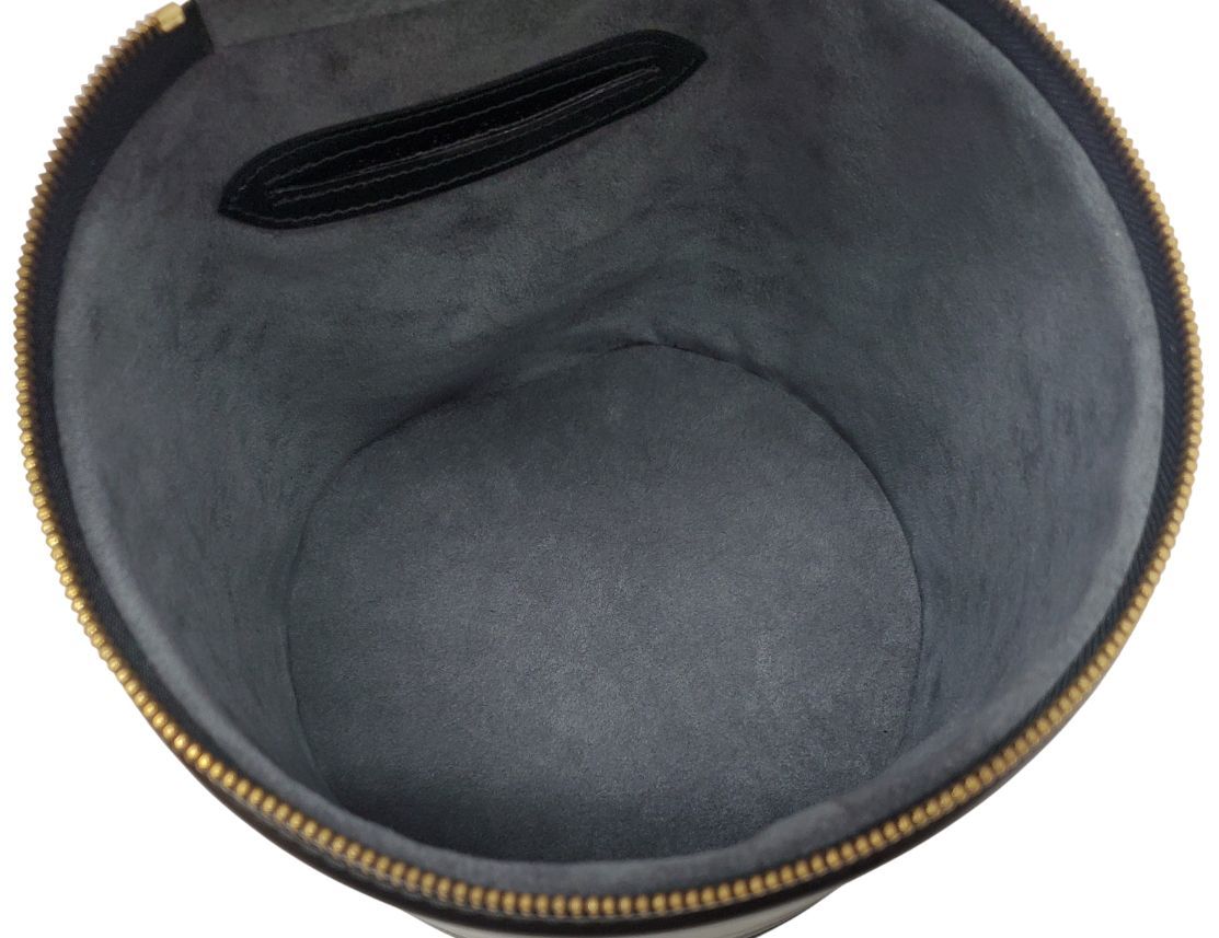 Z854◇未使用【ルイ ヴィトン】エピ カンヌ M48032 バニティ