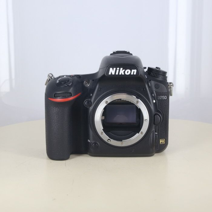 中古】(ニコン) Nikon D750 ボディ - メルカリ