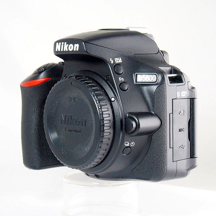 中古】(ニコン) Nikon D5600 - メルカリ