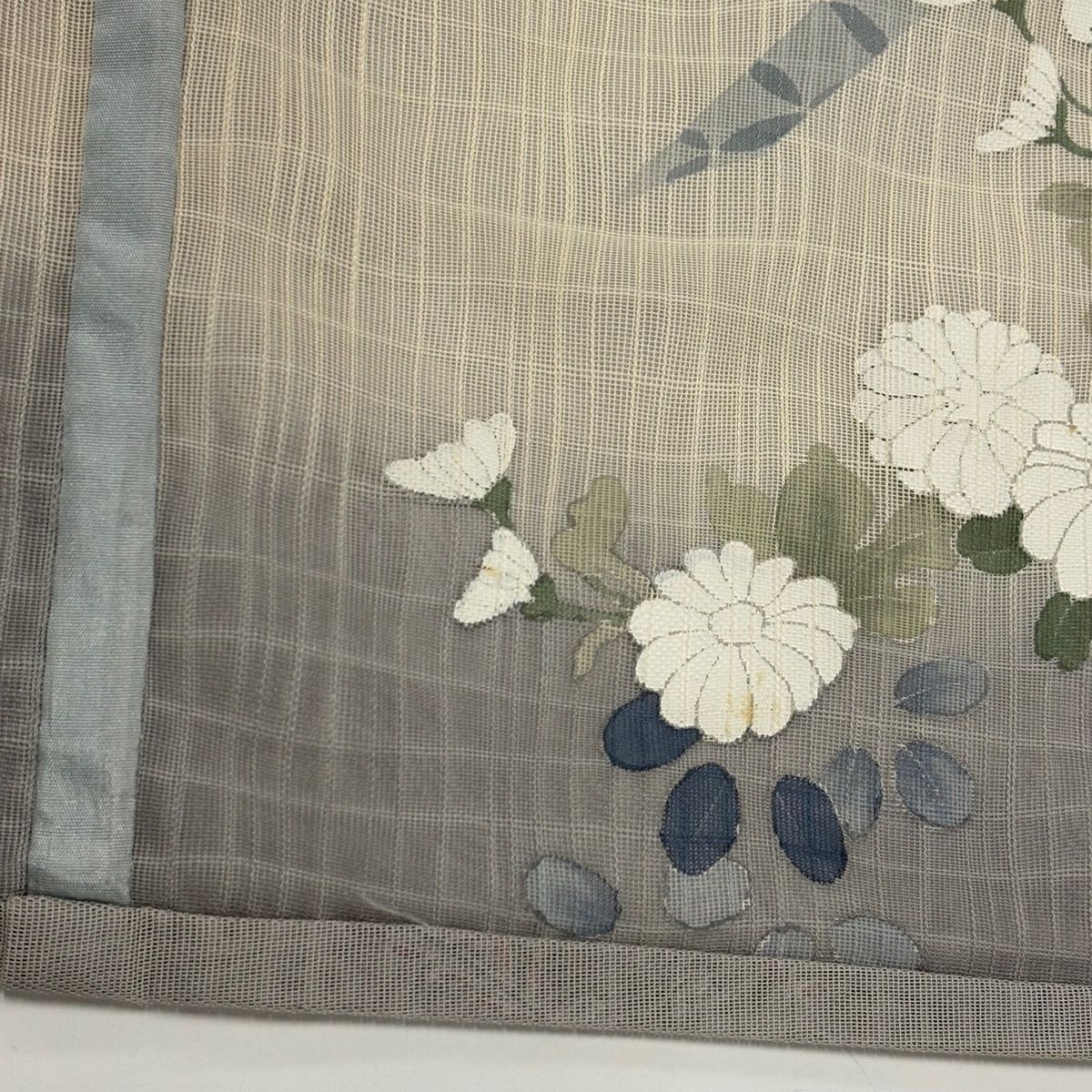 付下げ 身丈158.5cm 裄丈64cm M 紗袷 菊 萩 銀彩 ぼかし 灰色 正絹 秀