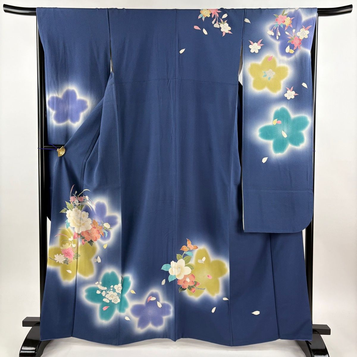 振袖 身丈163.5cm 裄丈65.5cm M 袷 牡丹 桜 銀彩 ぼかし 青紫 正絹 秀