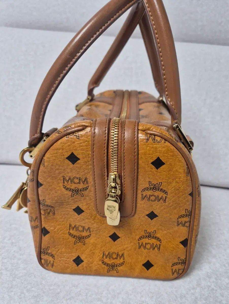 送料無料※メルカリshop取引では対象外) MCM ボストンバッグ ブラウン