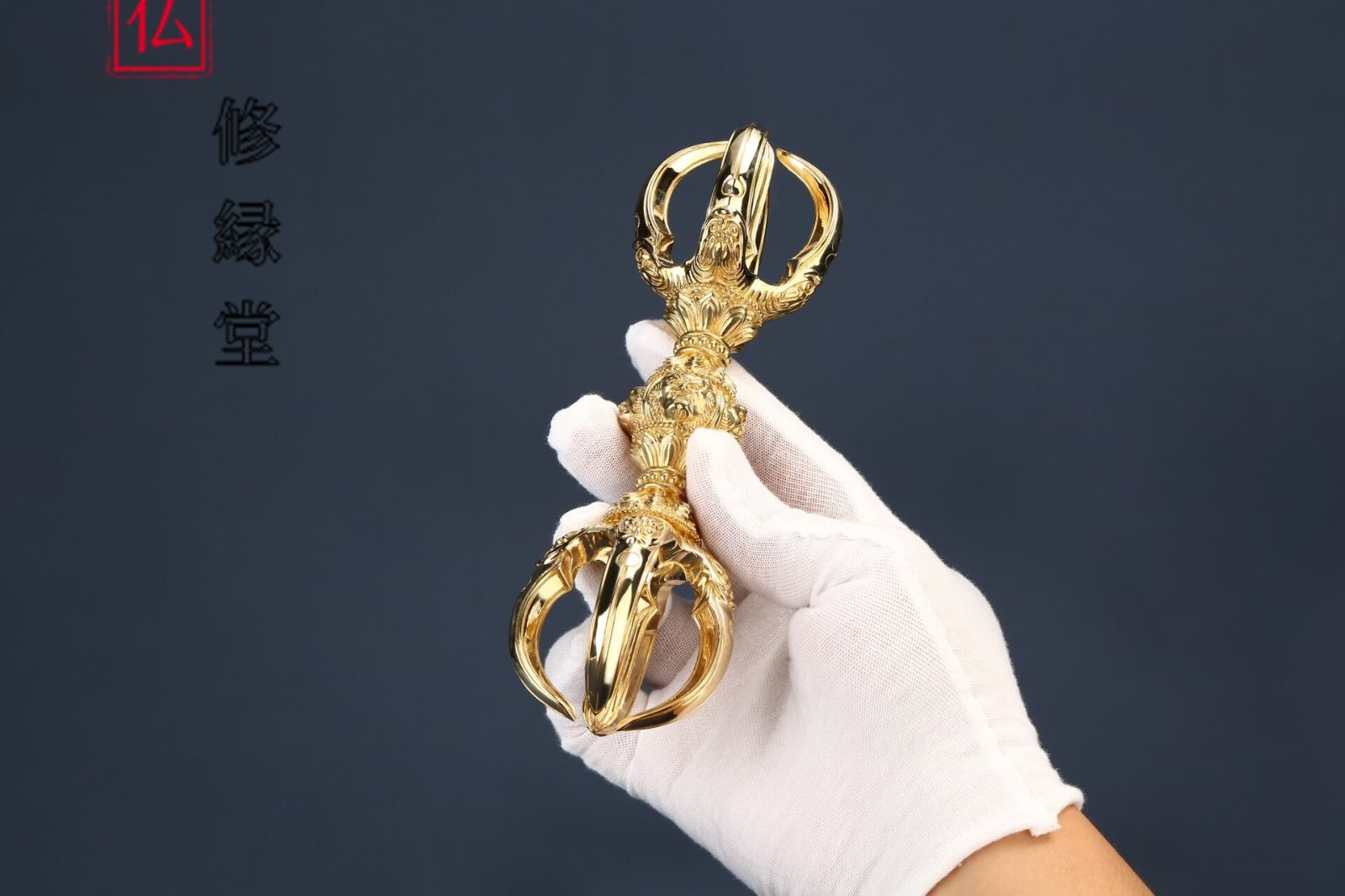 修縁堂】密教法具 四大明王 鬼面五鈷杵 五鈷杵 金剛杵 真鍮製 - メルカリ