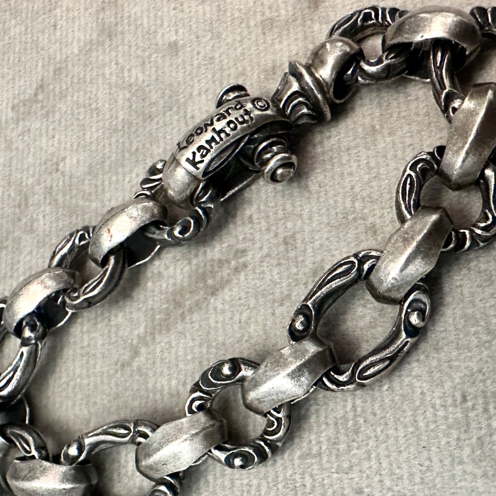 Leonard Kamhout / レナードカムホート ロンワンズ / LONE ONES